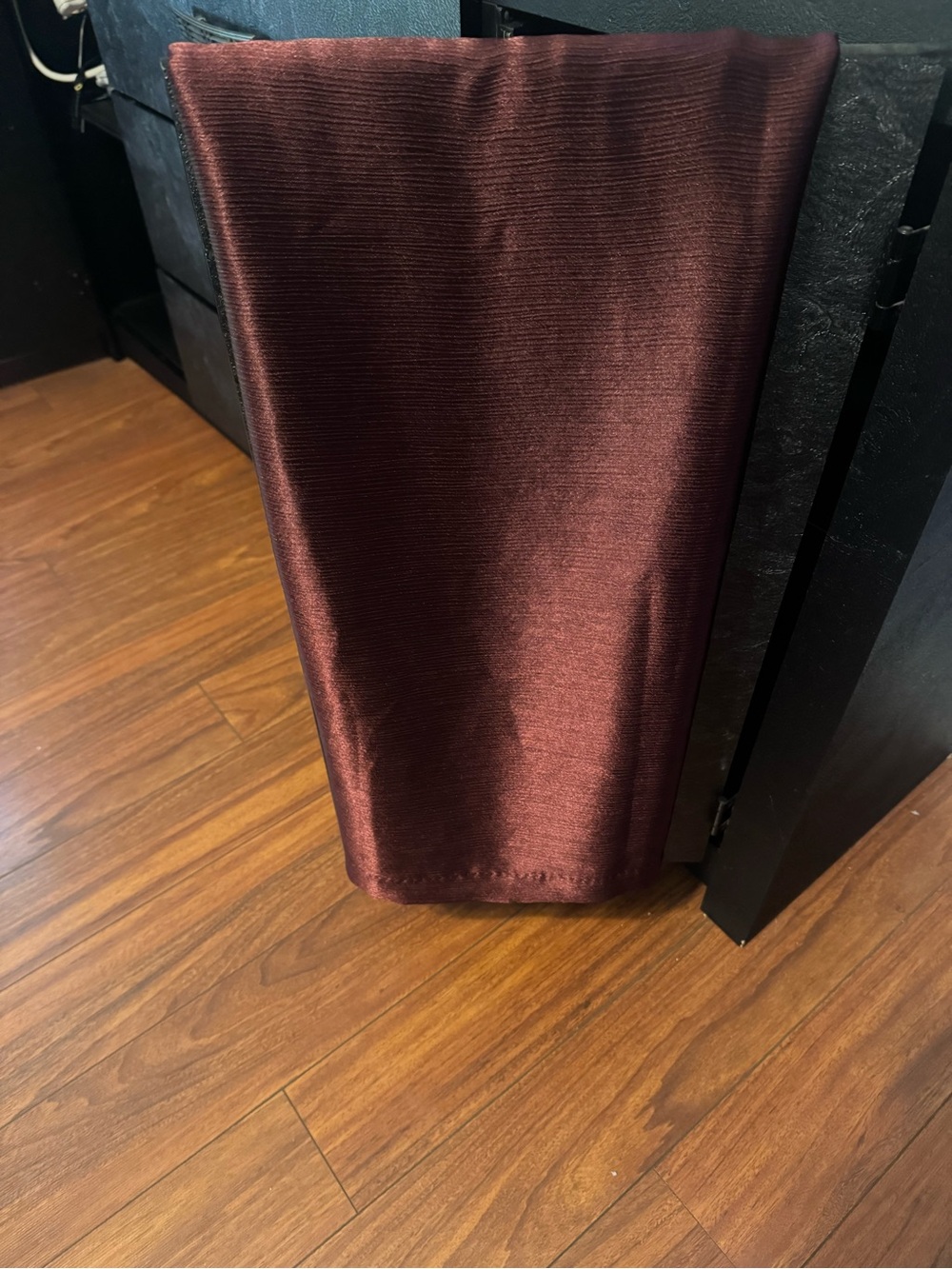 Curtains!! Set of 4 Maroon Grommet Curtain Panels – Luxurious, Textured Finish - Picture 3 of 15